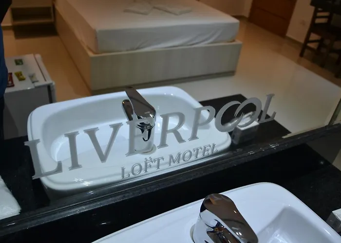 Liverpool Hotel & Motel (Adults Only)